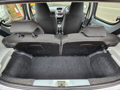 Peugeot 107 1.0 12V Urban 2 Tronic Euro 4 5dr 21