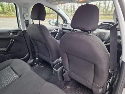 Peugeot 208 1.6 BlueHDi Access (a/c) Euro 6 5dr 11