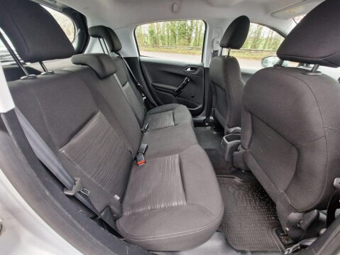 Peugeot 208 1.6 BlueHDi Access (a/c) Euro 6 5dr 13