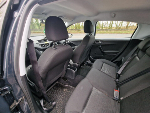 Peugeot 208 1.6 BlueHDi Access (a/c) Euro 6 5dr 13