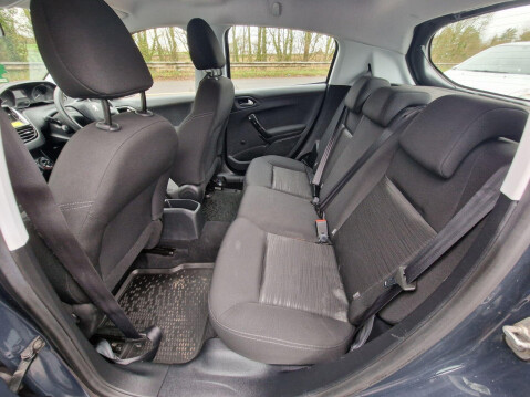 Peugeot 208 1.6 BlueHDi Access (a/c) Euro 6 5dr 14