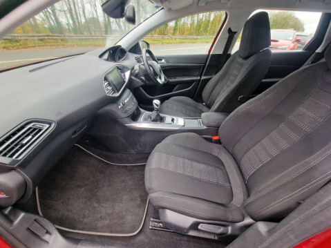 Peugeot 308 1.6 BlueHDi Allure Euro 6 (s/s) 5dr 9