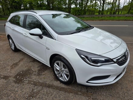 Vauxhall Astra 1.6 CDTi BlueInjection Design Sports Tourer Euro 6 (s/s) 5dr