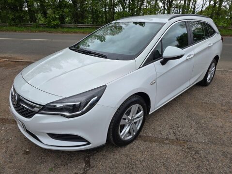 Vauxhall Astra 1.6 CDTi BlueInjection Design Sports Tourer Euro 6 (s/s) 5dr 3