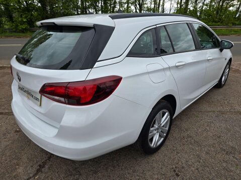 Vauxhall Astra 1.6 CDTi BlueInjection Design Sports Tourer Euro 6 (s/s) 5dr 7