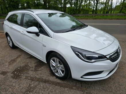Vauxhall Astra 1.6 CDTi BlueInjection Design Sports Tourer Euro 6 (s/s) 5dr