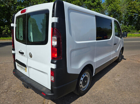 Vauxhall Vivaro 1.6 CDTi 2900 BiTurbo ecoTEC L1 H1 Euro 6 (s/s) 5dr 8