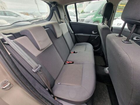 Renault Clio 1.2 TCe 16v Expression 5dr 12