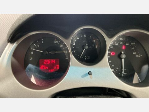 SEAT Toledo 1.6 8v Reference 5dr 11
