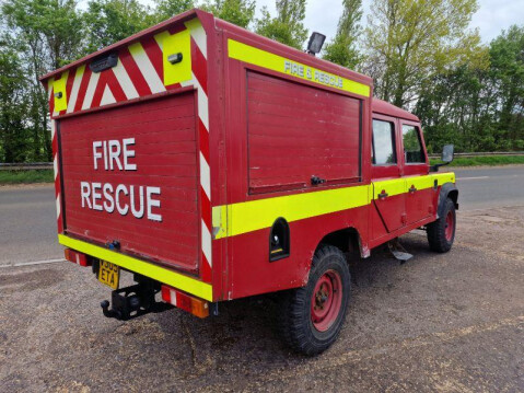Land Rover Defender 130 2.5 TD5 4dr (High capacity) 5