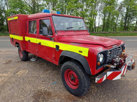 Land Rover Defender 130 2.5 TD5 4dr (High capacity) 2