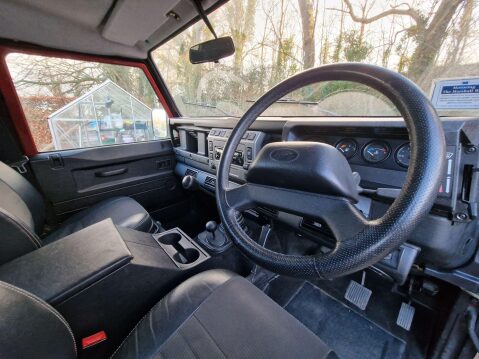 Land Rover Defender 2.5 TD5 XS MWB 5dr 15