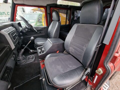 Land Rover Defender 2.5 TD5 XS MWB 5dr 18