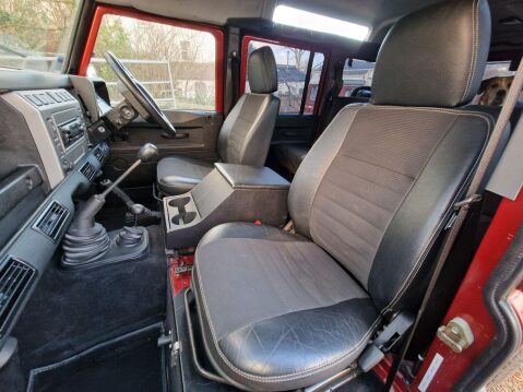 Land Rover Defender 2.5 TD5 XS MWB 5dr 20