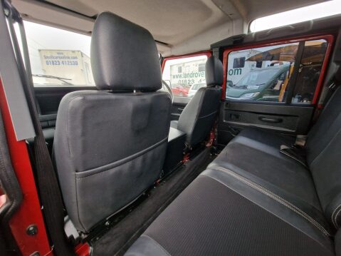 Land Rover Defender 2.5 TD5 XS MWB 5dr 28