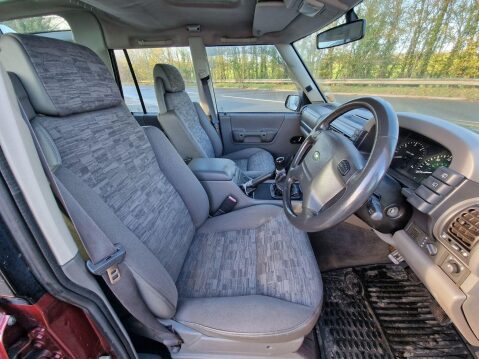 Land Rover Discovery 2.5 TD5 GS 5dr (7 Seats) 7