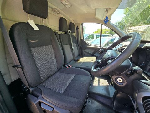 Ford Transit Custom 2.0 TDCi 270 L1 H1 5dr 9