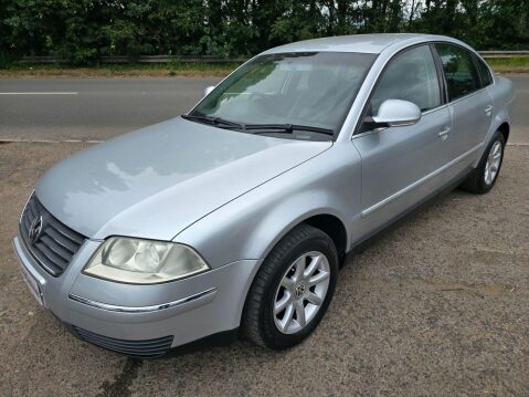 Volkswagen Passat 1.9 TDI PD Highline 4dr 4