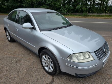 Volkswagen Passat 1.9 TDI PD Highline 4dr