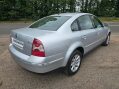Volkswagen Passat 1.9 TDI PD Highline 4dr 8
