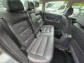 Volkswagen Passat 1.9 TDI PD Highline 4dr 15