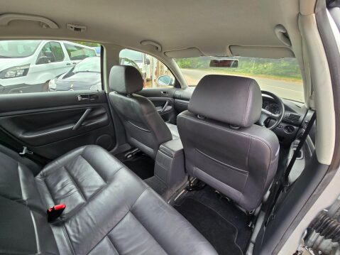 Volkswagen Passat 1.9 TDI PD Highline 4dr 17