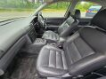 Volkswagen Passat 1.9 TDI PD Highline 4dr 14