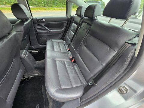 Volkswagen Passat 1.9 TDI PD Highline 4dr 18