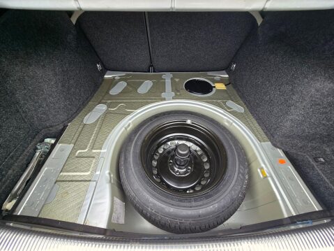 Volkswagen Passat 1.9 TDI PD Highline 4dr 20