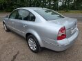 Volkswagen Passat 1.9 TDI PD Highline 4dr 6