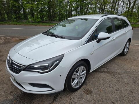 Vauxhall Astra 1.6 CDTi BlueInjection Design Sports Tourer Euro 6 (s/s) 5dr 3