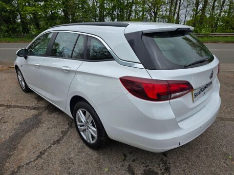 Vauxhall Astra 1.6 CDTi BlueInjection Design Sports Tourer Euro 6 (s/s) 5dr 5