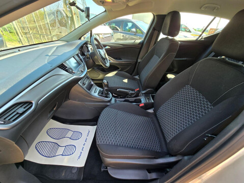 Vauxhall Astra 1.6 CDTi BlueInjection Design Euro 6 (s/s) 5dr 15
