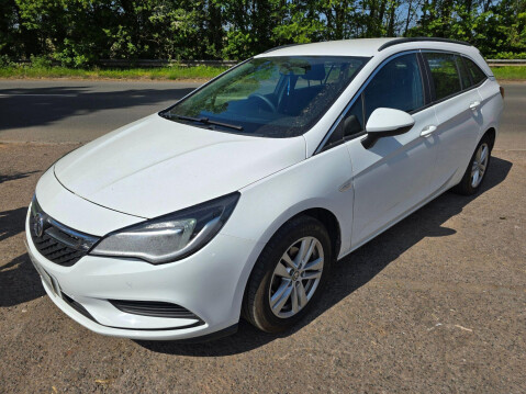 Vauxhall Astra 1.6 CDTi ecoTEC BlueInjection Design Sports Tourer Euro 6 (s/s) 5dr 3