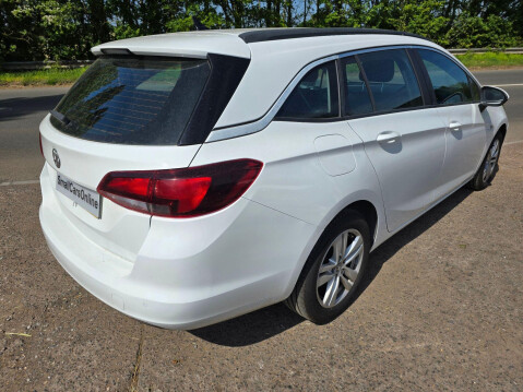 Vauxhall Astra 1.6 CDTi ecoTEC BlueInjection Design Sports Tourer Euro 6 (s/s) 5dr 8