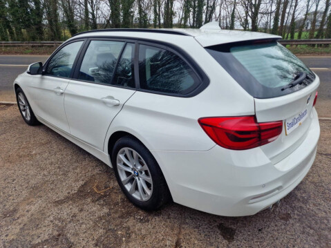 BMW 3 Series 3.0 330d M Sport Touring Auto xDrive Euro 6 (s/s) 5dr 4