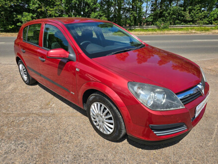 Vauxhall Astra 1.6i 16v Life 5dr
