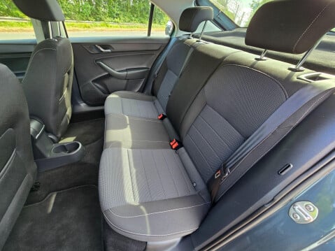 Skoda Rapid 1.6 TDI SE L Euro 6 (s/s) 5dr 19