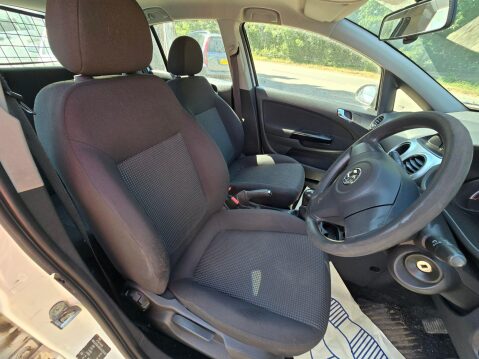 Vauxhall Corsa 1.3 CDTi ecoFLEX SE Euro 5 5dr 11