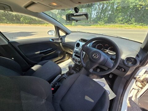 Vauxhall Corsa 1.3 CDTi ecoFLEX SE Euro 5 5dr 10