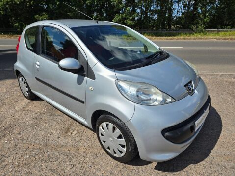 Peugeot 107 1.0 12V Urban Move Euro 4 3dr 2
