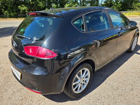 SEAT Leon 1.6 TDI Ecomotive CR SE Copa Euro 5 (s/s) 5dr 9