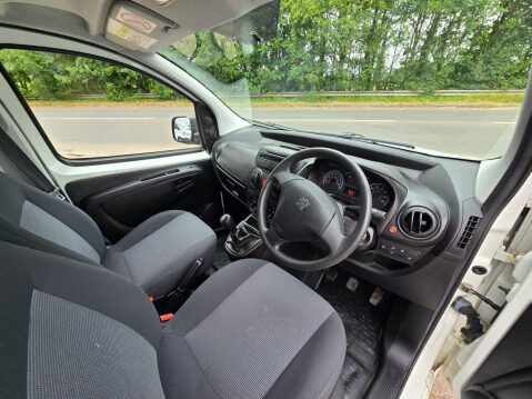 Peugeot Bipper 1.3 HDi SE FWD L1 H1 3dr 9