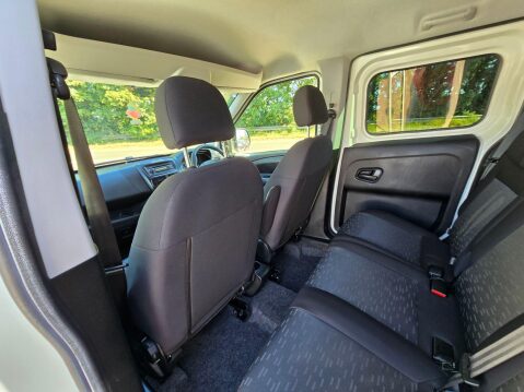 Vauxhall Combo 1.3 CDTi 2300 16v FWD L1 H1 3dr 18