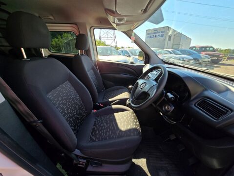 Vauxhall Combo 1.3 CDTi 2300 16v FWD L1 H1 3dr 8