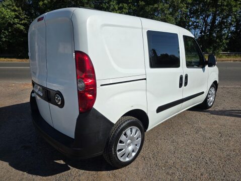 Vauxhall Combo 1.3 CDTi 2300 16v FWD L1 H1 3dr 5