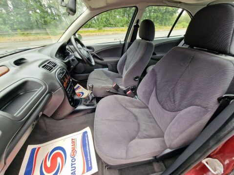 Rover 25 2.0 TD iL 5dr 17