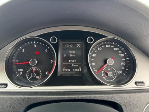 Volkswagen Passat 2.0 TDI BlueMotion Tech R-Line Euro 5 (s/s) 4dr 54