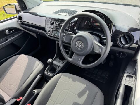 Volkswagen Up 1.0 Move up! Euro 6 5dr 21