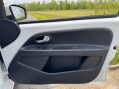 Volkswagen Up 1.0 Move up! Euro 6 5dr 26